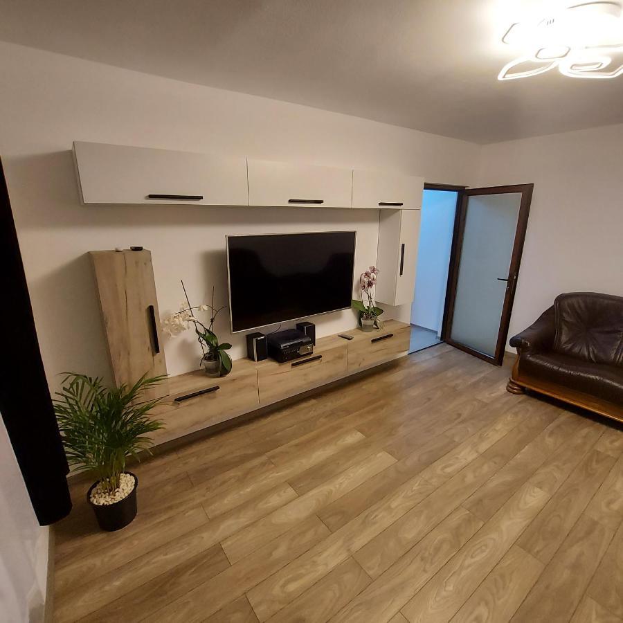 Apartament Antonias Făgăraş Buitenkant foto